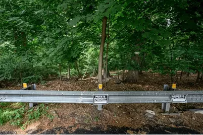 39 Forest Dr, Bloomfield, NJ 07003 - Photo 4