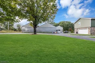 70 MacKenzie Rd, Lebanon Township, NJ 08827 - Photo 4