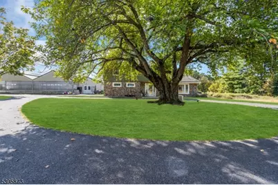 70 Mackenzie Rd, Lebanon Township, NJ 08827 - Photo 12