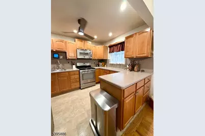 36 Deer Path Dr, Mount Olive, NJ 07836 - Photo 48