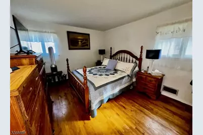 36 Deer Path Dr, Mount Olive, NJ 07836 - Photo 14