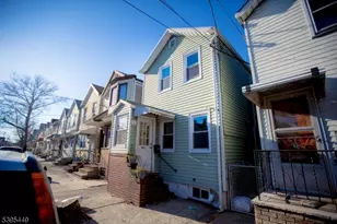 94 5 Marne St, Newark, NJ 07105 - Photo 2