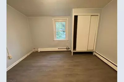 2 Holloway Pl, Morris Township, NJ 07950 - Photo 6