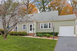 172 Mohawk Dr, Cranford Township, NJ 07016 - Photo 1