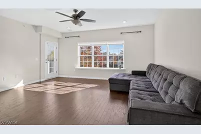 67 Grabowski Dr, Sayreville Boro, NJ 08859 - Photo 10