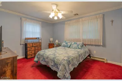 608 Raritan Ave, Middletown Twp., NJ 07716 - Photo 16