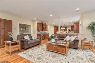 11 Madaline Dr, Edison, NJ 08820 - Photo 20