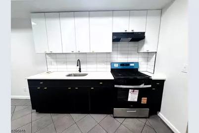 158 Catherine St #A, Elizabeth, NJ 07201 - Photo 4