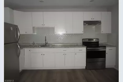 437-439 7th Ave #4, Newark, NJ 07107 - Photo 2