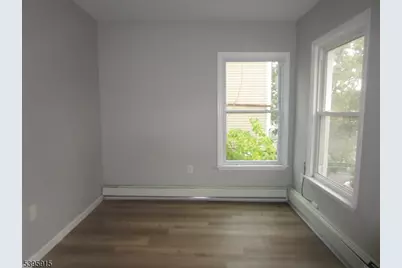 437-439 7th Ave #4, Newark, NJ 07107 - Photo 4