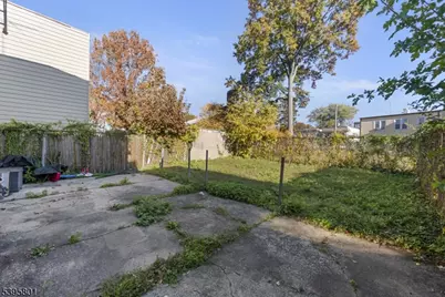 54 Brookdale Ave, Newark, NJ 07106 - Photo 14