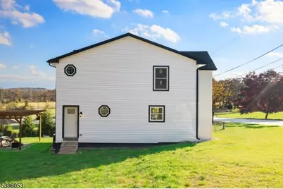 45 Bush St, Oxford Township, NJ 07863 - Photo 6