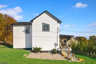 45 Bush St, Oxford Township, NJ 07863 - Photo 4