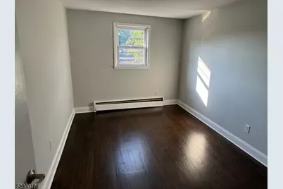 1737 E 2nd St, Scotch Plains Township, NJ 07076 - Photo 14