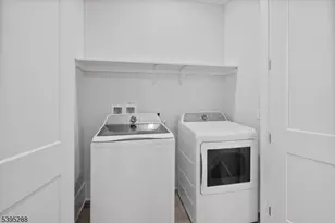 102 Iris Ct, Warren Township, NJ 07059 - Photo 22