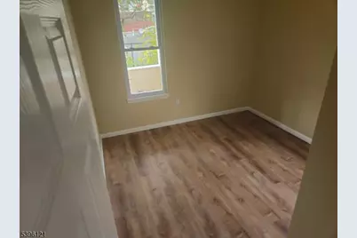 518 E 23rd St #2R, Paterson, NJ 07514 - Photo 6