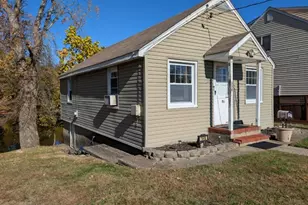 240 Woodcliff Ave, Little Falls Township, NJ 07424 - Photo 2