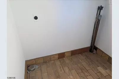 240 Woodcliff Ave, Little Falls Township, NJ 07424 - Photo 8