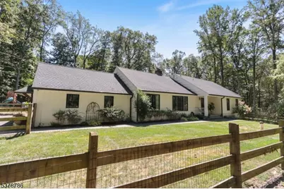 123 Cliffwood Rd, Chester, NJ 07930 - Photo 1