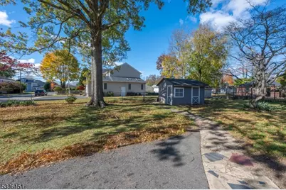 238 Van Ave, Pompton Lakes, NJ 07442 - Photo 10