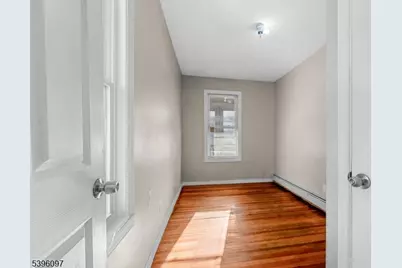 113 2nd St, Elizabeth, NJ 07206 - Photo 22