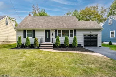 741 Brookside Rd, Rahway, NJ 07065 - Photo 1