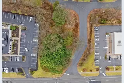 20 Sandra Dr, Parsippany, NJ 07054 - Photo 8