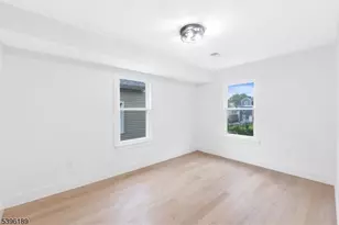 31 Cummings St, Irvington, NJ 07111 - Photo 14