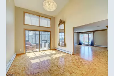 18 Jani Ct, Clifton, NJ 07013 - Photo 4