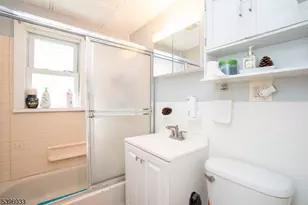 392 Lower Alden Dr, Rahway, NJ 07065 - Photo 24