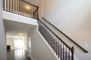 96 Arlene Ct, Parsippany, NJ 07950 - Photo 2