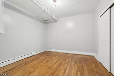 162 Fairview Ave, Jersey City, NJ 07304 - Photo 10