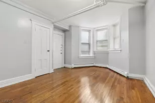 162 Fairview Ave, Jersey City, NJ 07304 - Photo 2