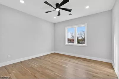 70 Anderson Dr, Clifton, NJ 07013 - Photo 18