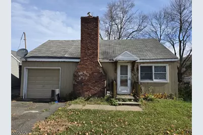 16 Waterside Dr, Jefferson Township, NJ 07849 - Photo 1