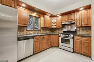 145 Vivian Ave, Emerson, NJ 07630 - Photo 18