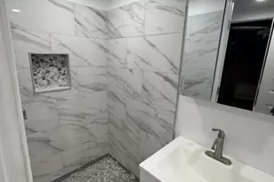 37 Irving St, Carteret, NJ 07008 - Photo 8