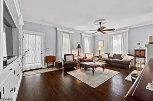 18 Stockton Pl, Nutley, NJ 07110 - Photo 10