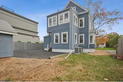 19 Ashwood Ave #1, Summit, NJ 07901 - Photo 2