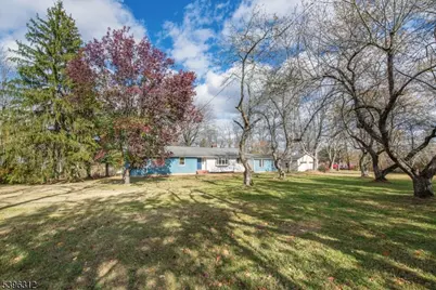 4 Schoolhouse Ln, Chester, NJ 07930 - Photo 1