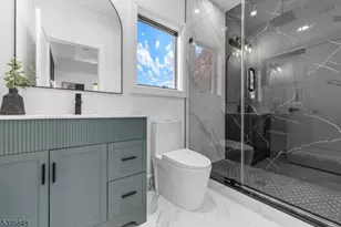 4 Roosevelt Ave, Totowa, NJ 07512 - Photo 24