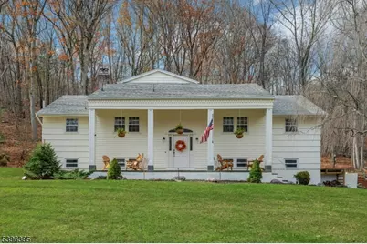 7 Kentbrook Ter, Kinnelon, NJ 07405 - Photo 2