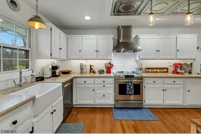 7 Kentbrook Ter, Kinnelon, NJ 07405 - Photo 14