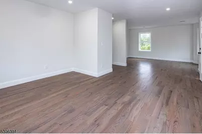 19 John St, Sayreville Boro, NJ 08857 - Photo 6