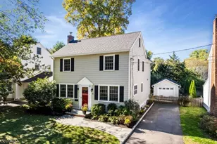 25 Roosevelt Ave, Chatham, NJ 07928 - Photo 1