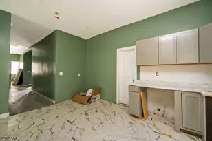 71 W Alpine St, Newark, NJ 07108 - Photo 12