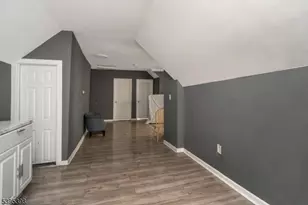 71 W Alpine St, Newark, NJ 07108 - Photo 26