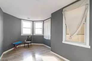 71 W Alpine St, Newark, NJ 07108 - Photo 30