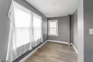 71 W Alpine St, Newark, NJ 07108 - Photo 18