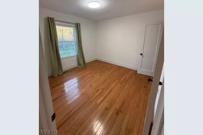 26 Skyline Lake Dr, Ringwood, NJ 07456 - Photo 10